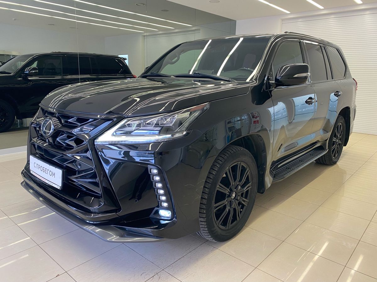 Lexus LX