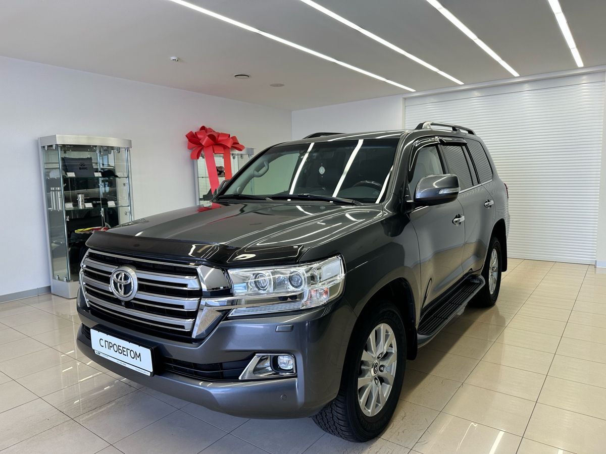 Toyota Land Cruiser